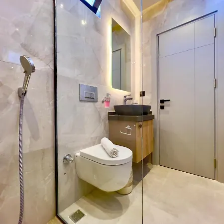 Muhil فيلة كاس